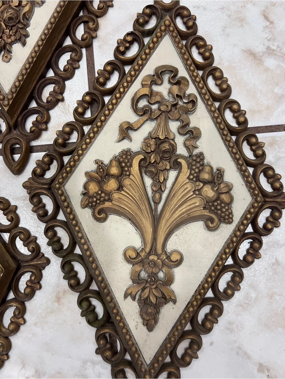 Vintage 1971 HOMCO Wall Plaques Set of 4 Gold French Provincial Dart 7224